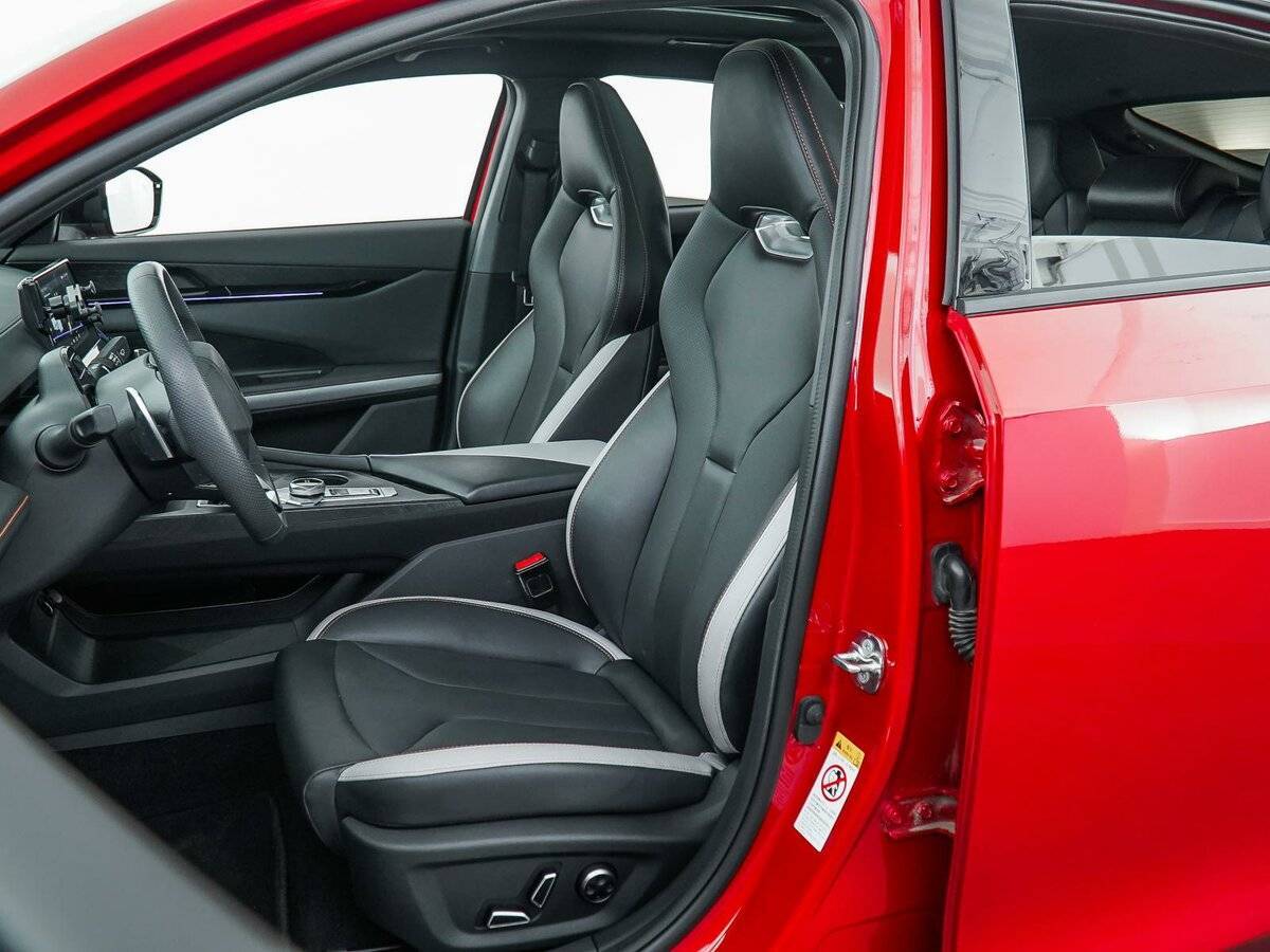 Б/У Чанган УНИ-В 2023 года. Фото: #11