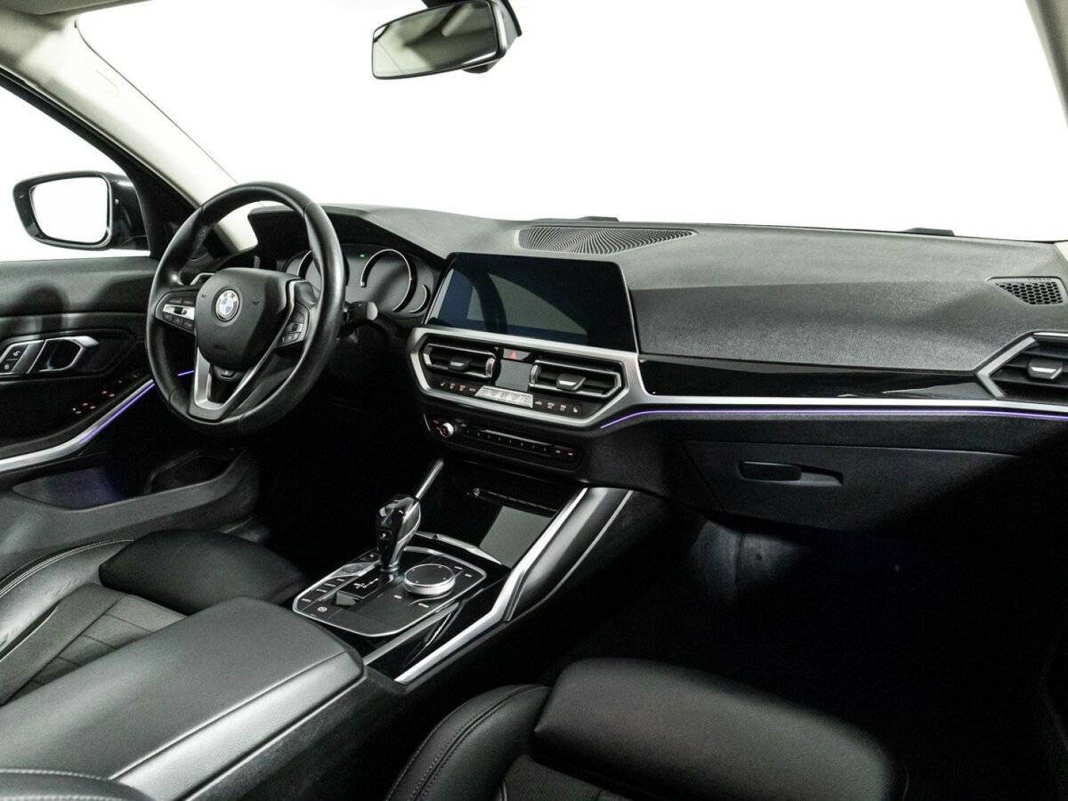 Б/У БМВ 3 серии 2019 года. Фото: #8