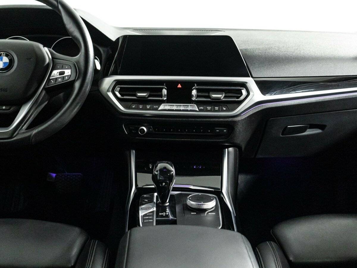 Б/У БМВ 3 серии 2019 года. Фото: #13