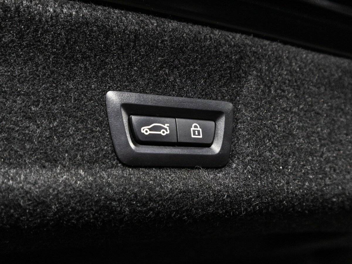 Б/У БМВ 3 серии 2019 года. Фото: #15