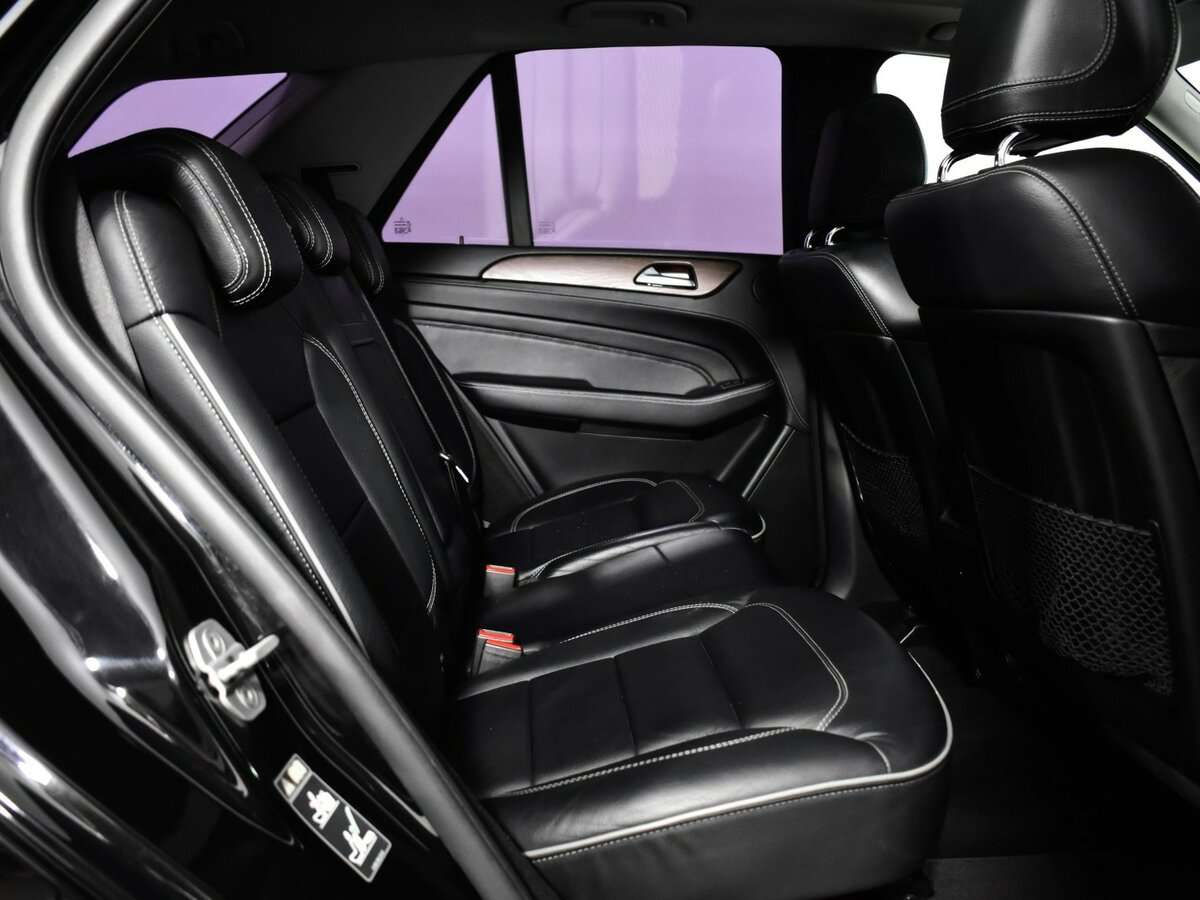 Б/У Мерседес-Бенц М-Класс 2013 года. Фото: #9