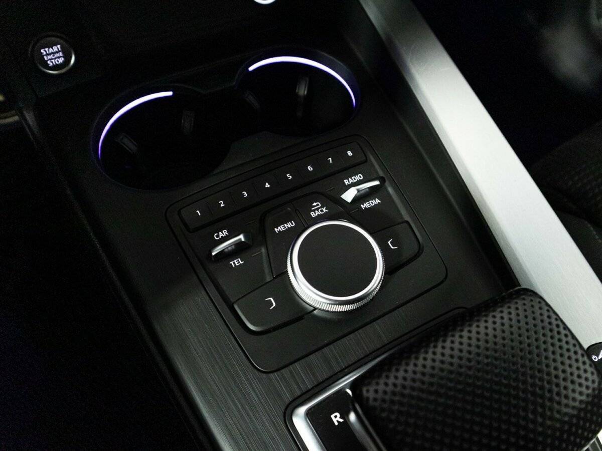 Б/У Ауди А4 2019 года. Фото: #17