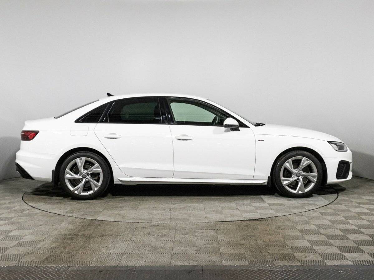 Б/У Ауди А4 2020 года. Фото: #3