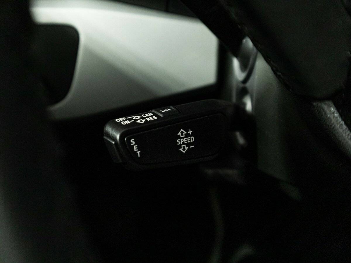 Б/У Ауди А4 2020 года. Фото: #20