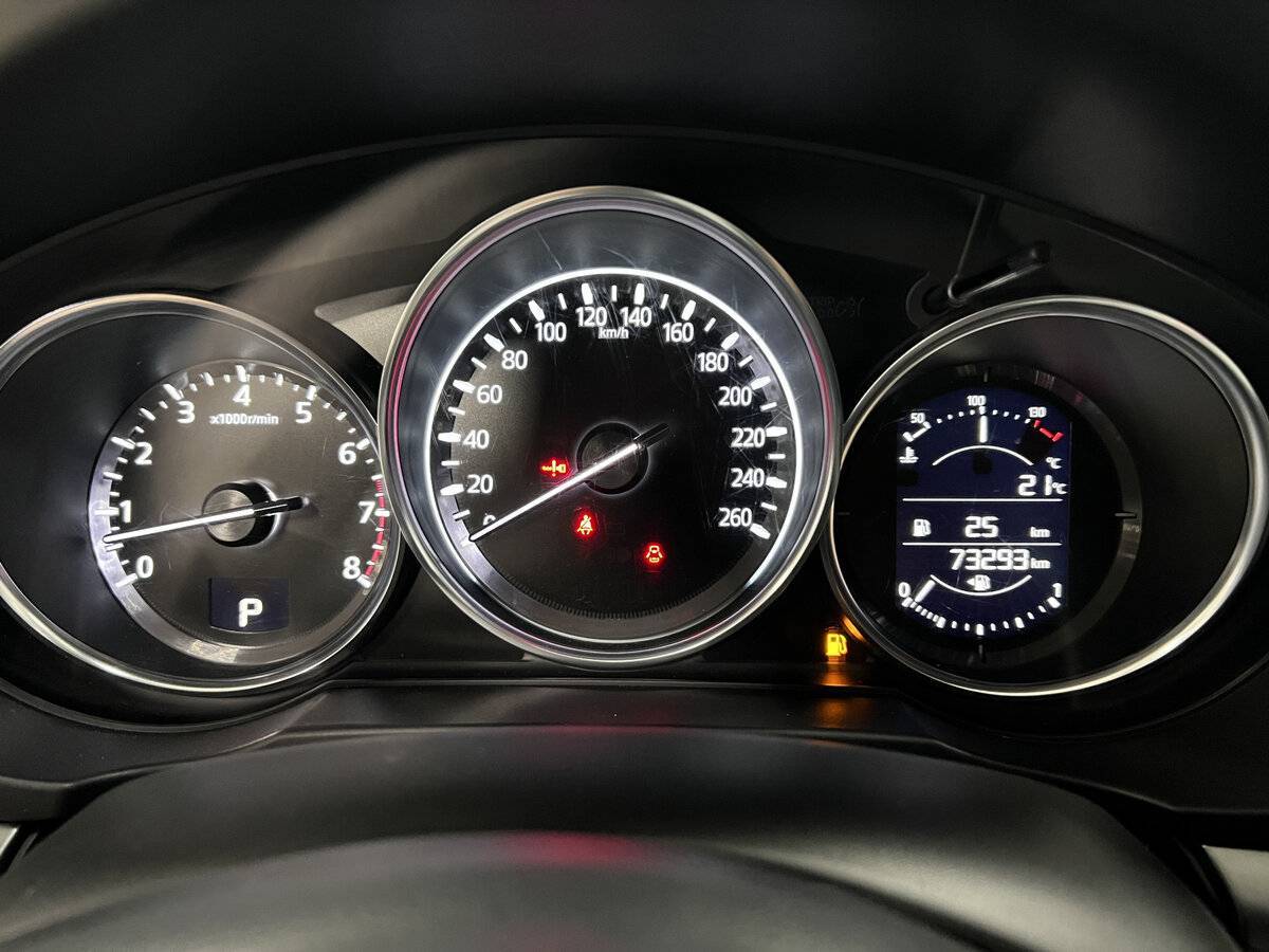 Б/У Мазда Ц-Икс-5 2021 года. Фото: #12