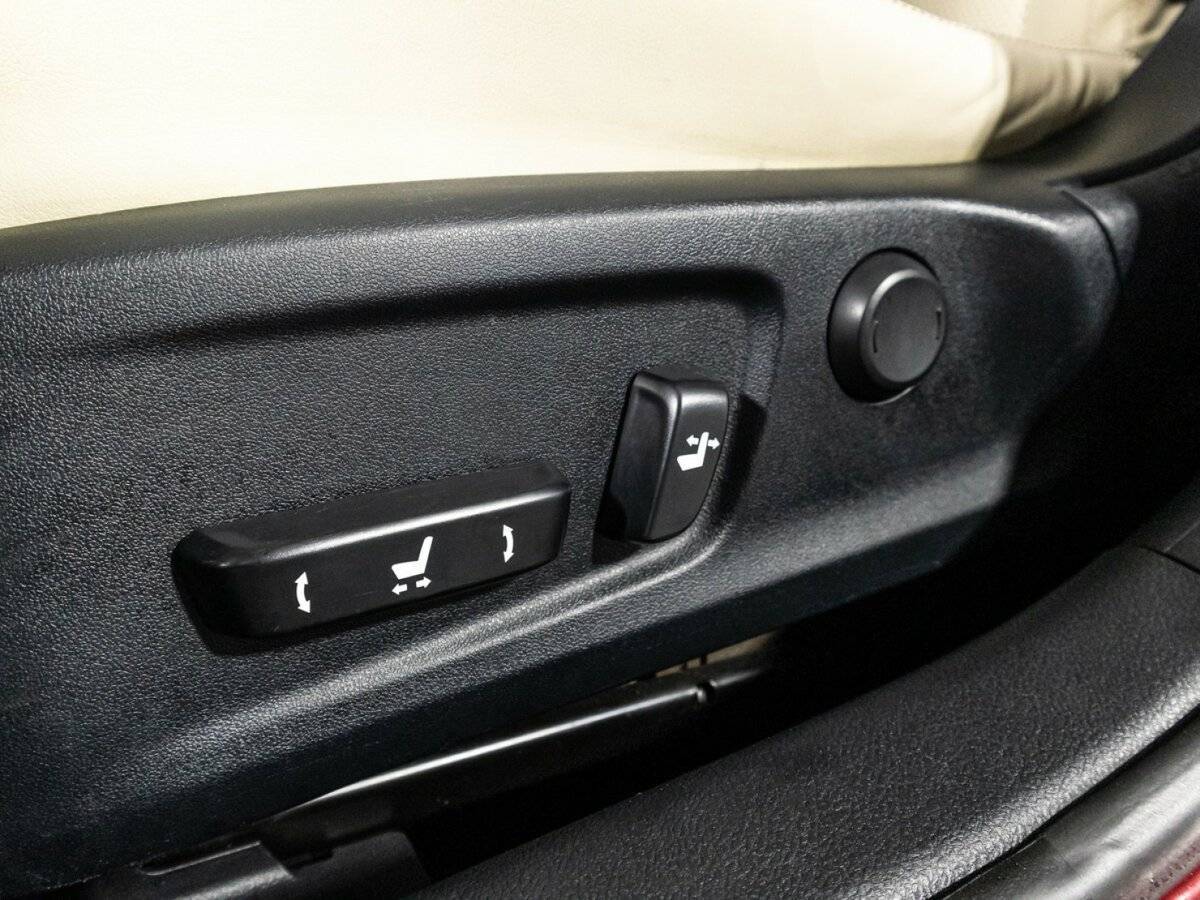 Б/У Лексус ИС 2014 года. Фото: #15