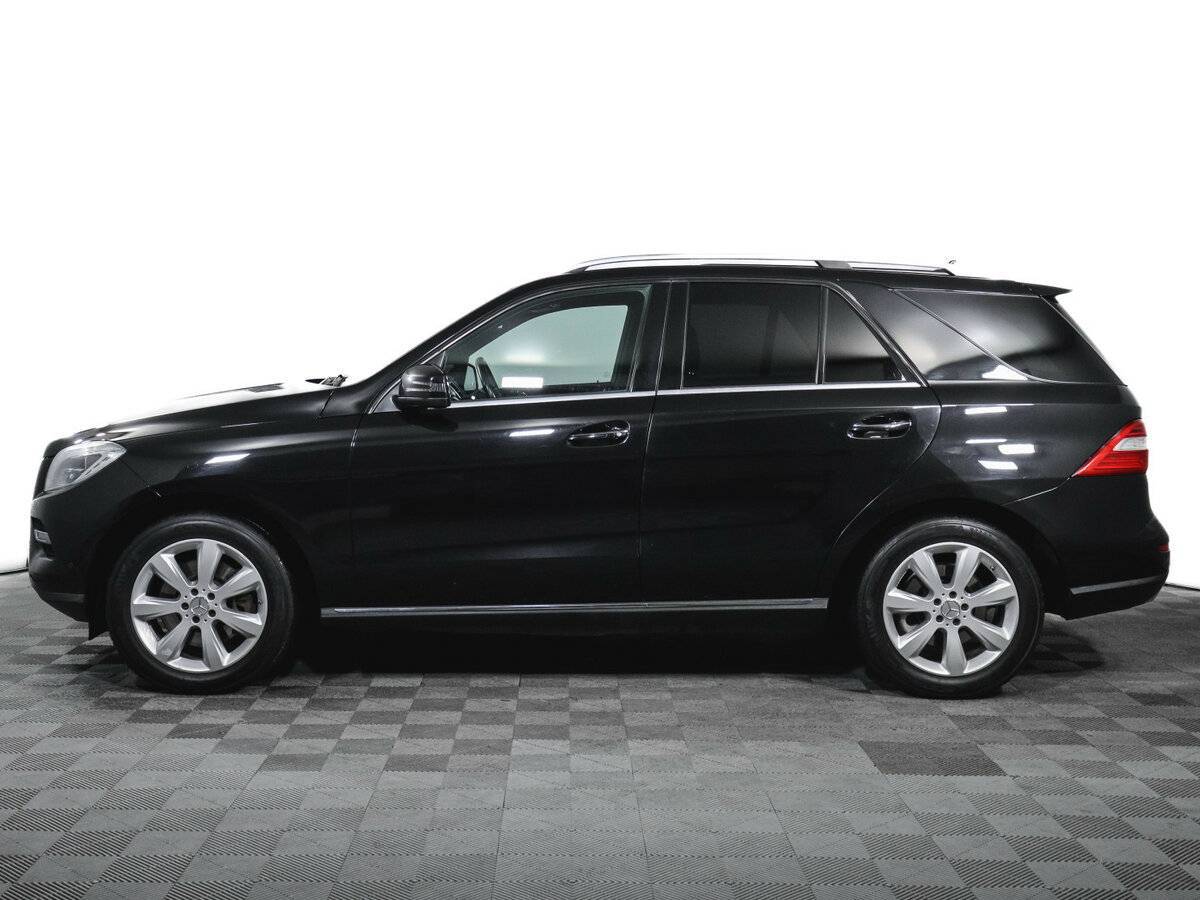 Б/У Мерседес-Бенц М-Класс 2013 года. Фото: #7