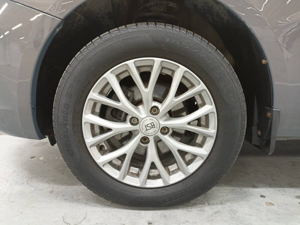 Б/У Лада (ВАЗ) Веста 2021 года. Фото: #17