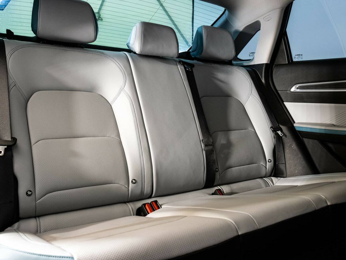 Б/У Джили Эмгранд 2023 года. Фото: #12