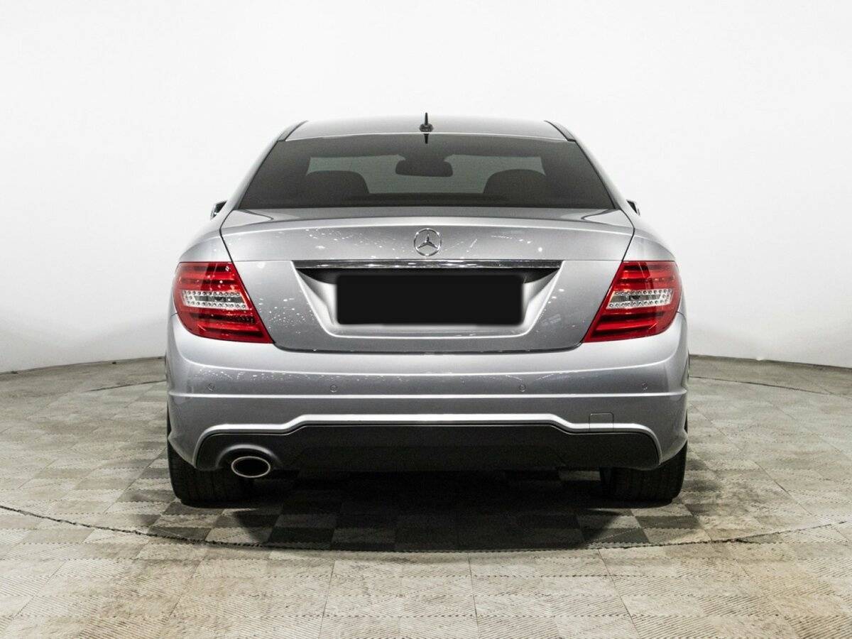 Б/У Мерседес-Бенц Ц-Класс 2012 года. Фото: #5