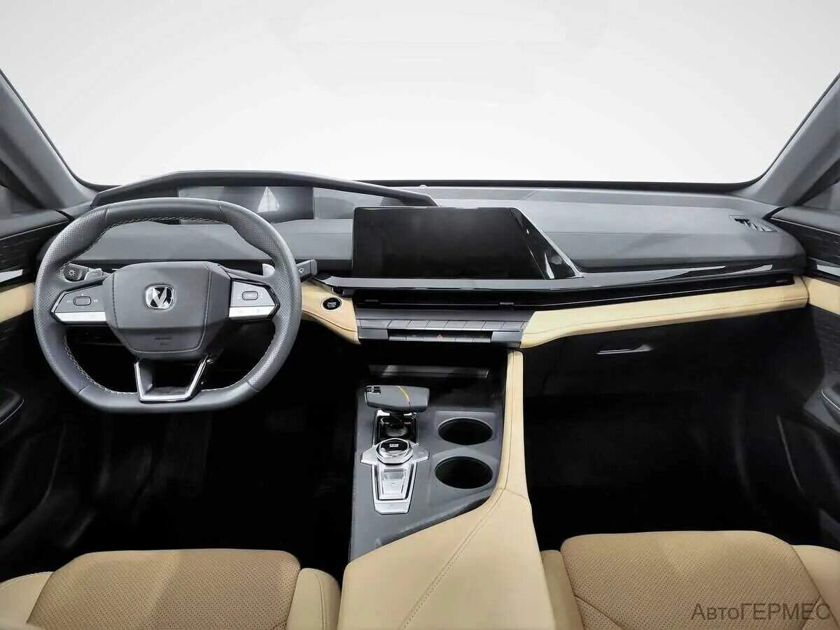 Б/У Чанган УНИ-В 2023 года. Фото: #4