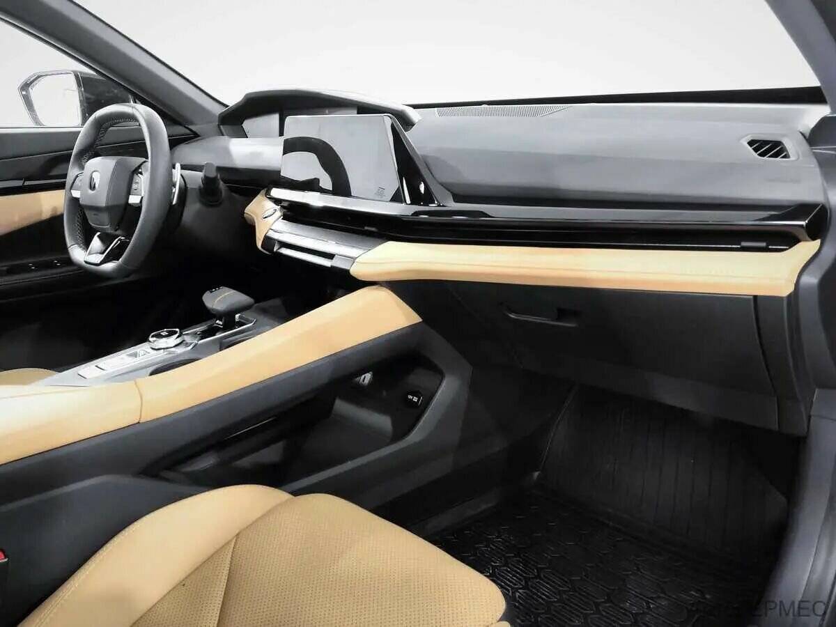 Б/У Чанган УНИ-В 2023 года. Фото: #10