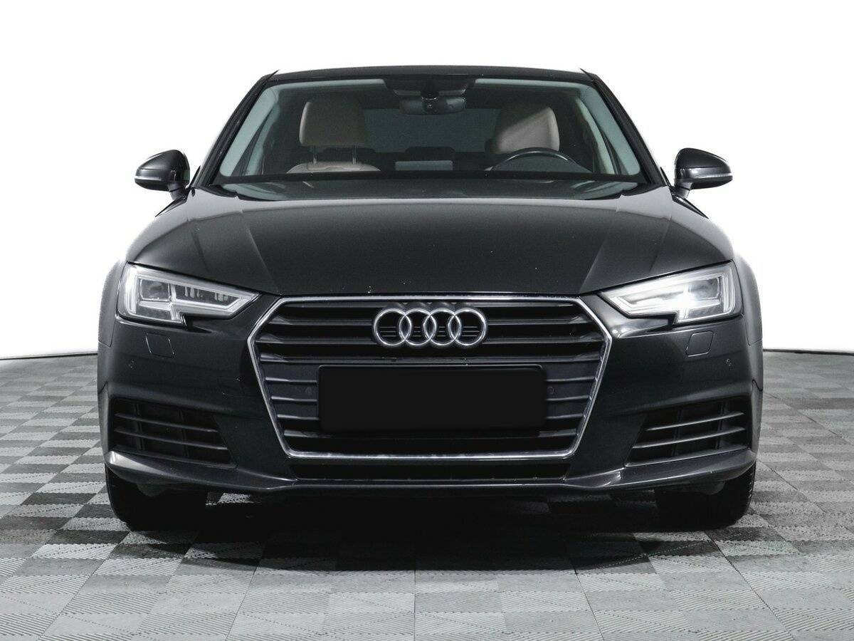 Б/У Ауди А4 2017 года. Фото: #1