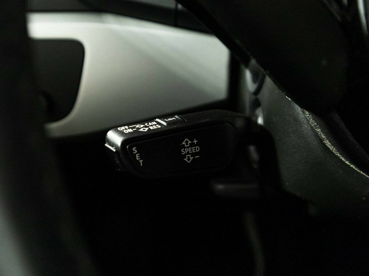 Б/У Ауди А4 2020 года. Фото: #19