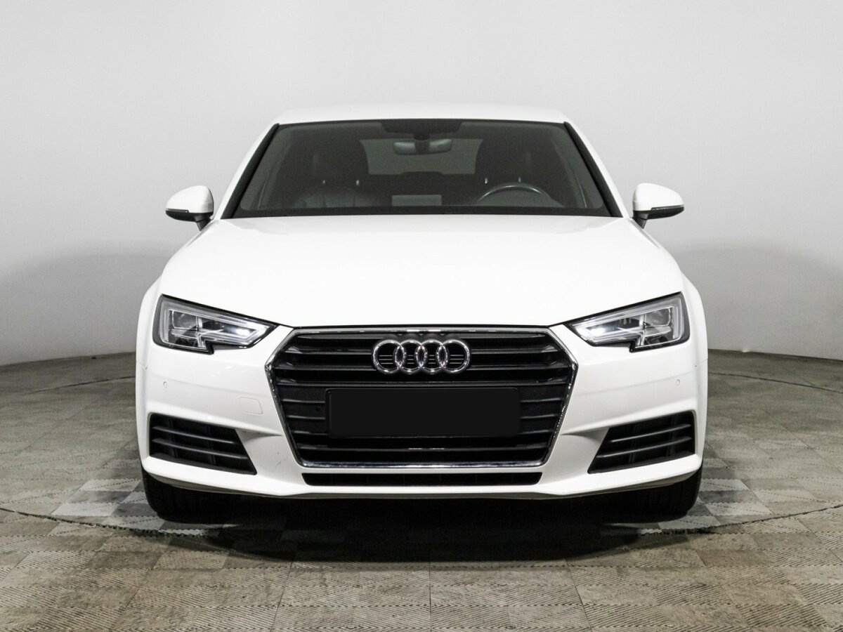 Б/У Ауди А4 2019 года. Фото: #1