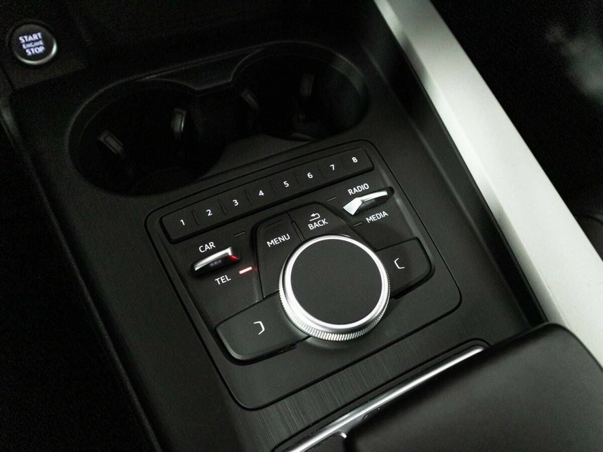 Б/У Ауди А4 2019 года. Фото: #18