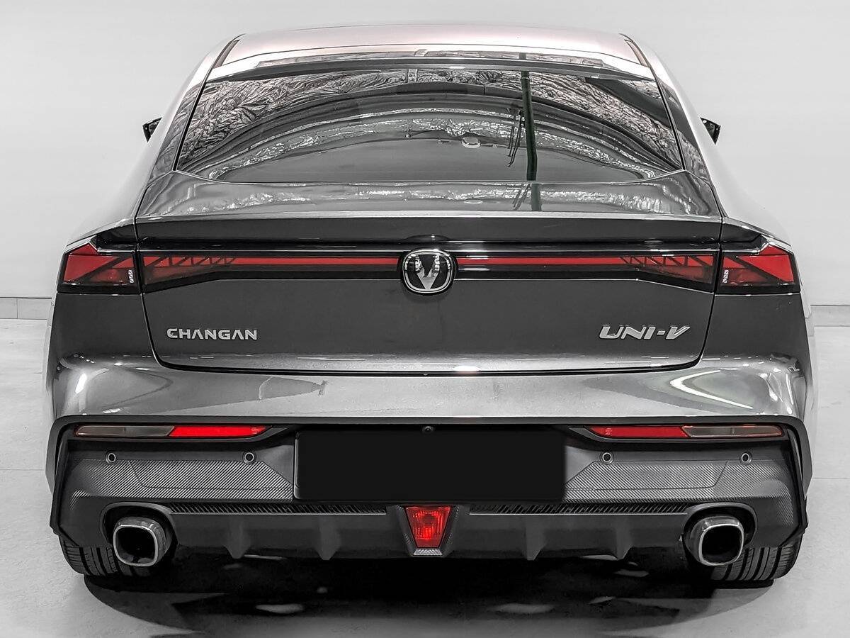 Б/У Чанган УНИ-В 2023 года. Фото: #5