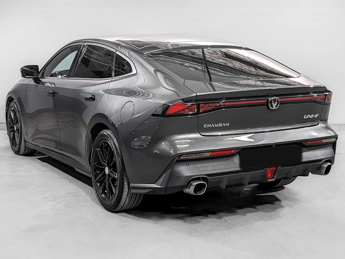 Б/У Чанган УНИ-В 2023 года. Фото: #6