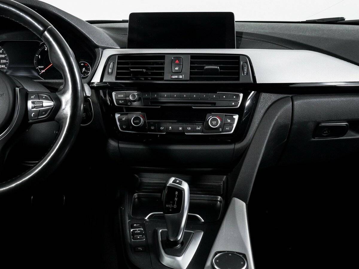 Б/У БМВ 3 серии 2018 года. Фото: #11