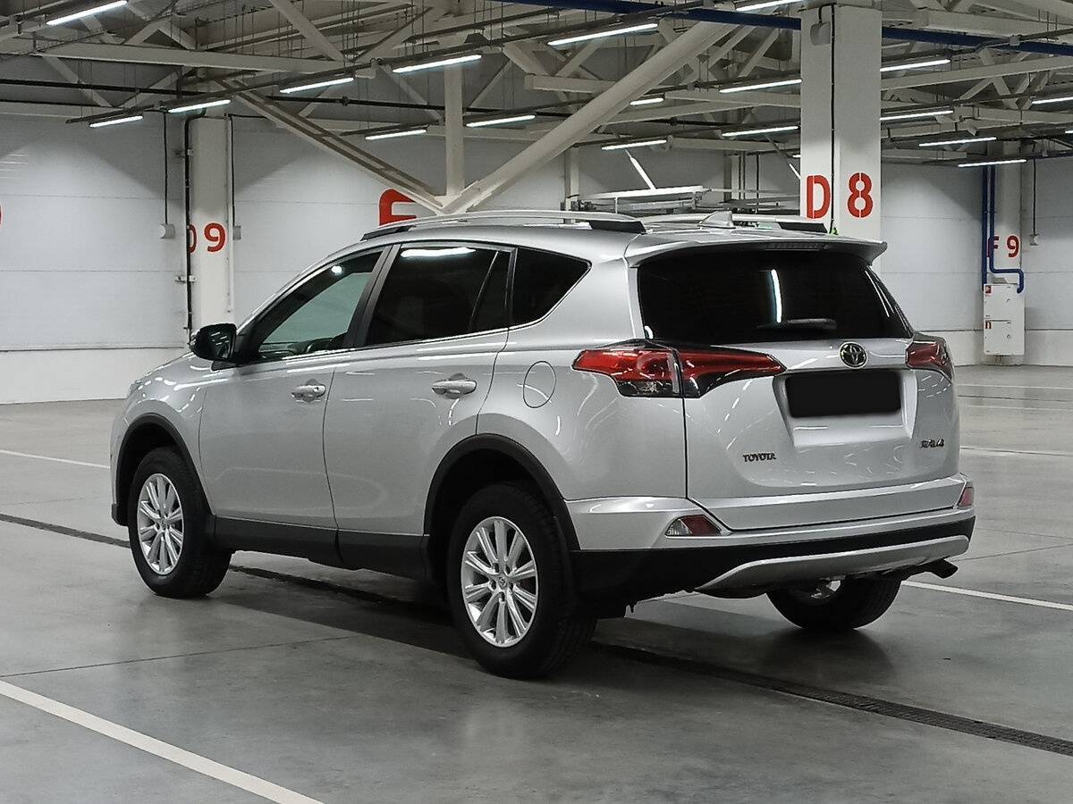 Б/У Тойота Рав4 2019 года. Фото: #6