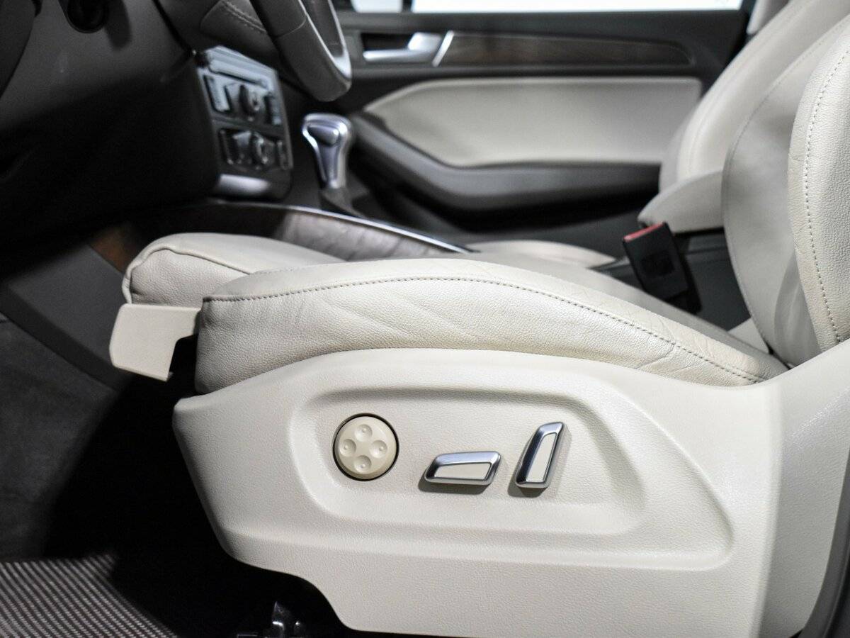 Б/У Ауди К5 2013 года. Фото: #13