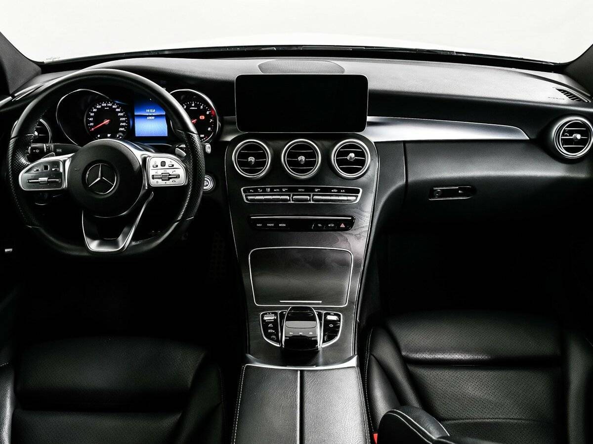 Б/У Мерседес-Бенц Ц-Класс 2018 года. Фото: #10