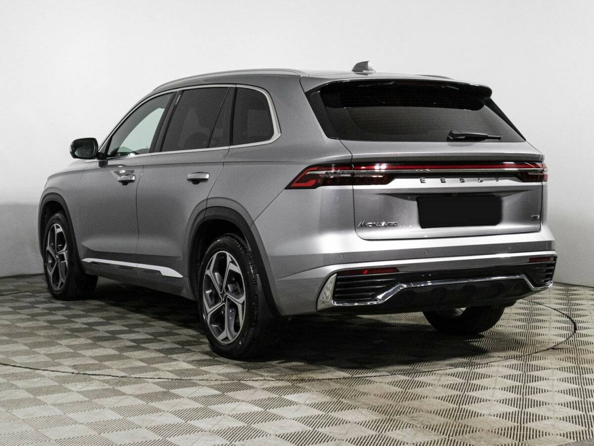 Б/У Джили Монжаро 2022 года. Фото: #6