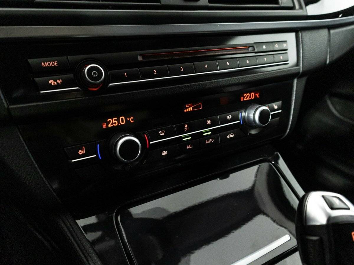 Б/У БМВ 5 серии 2014 года. Фото: #18