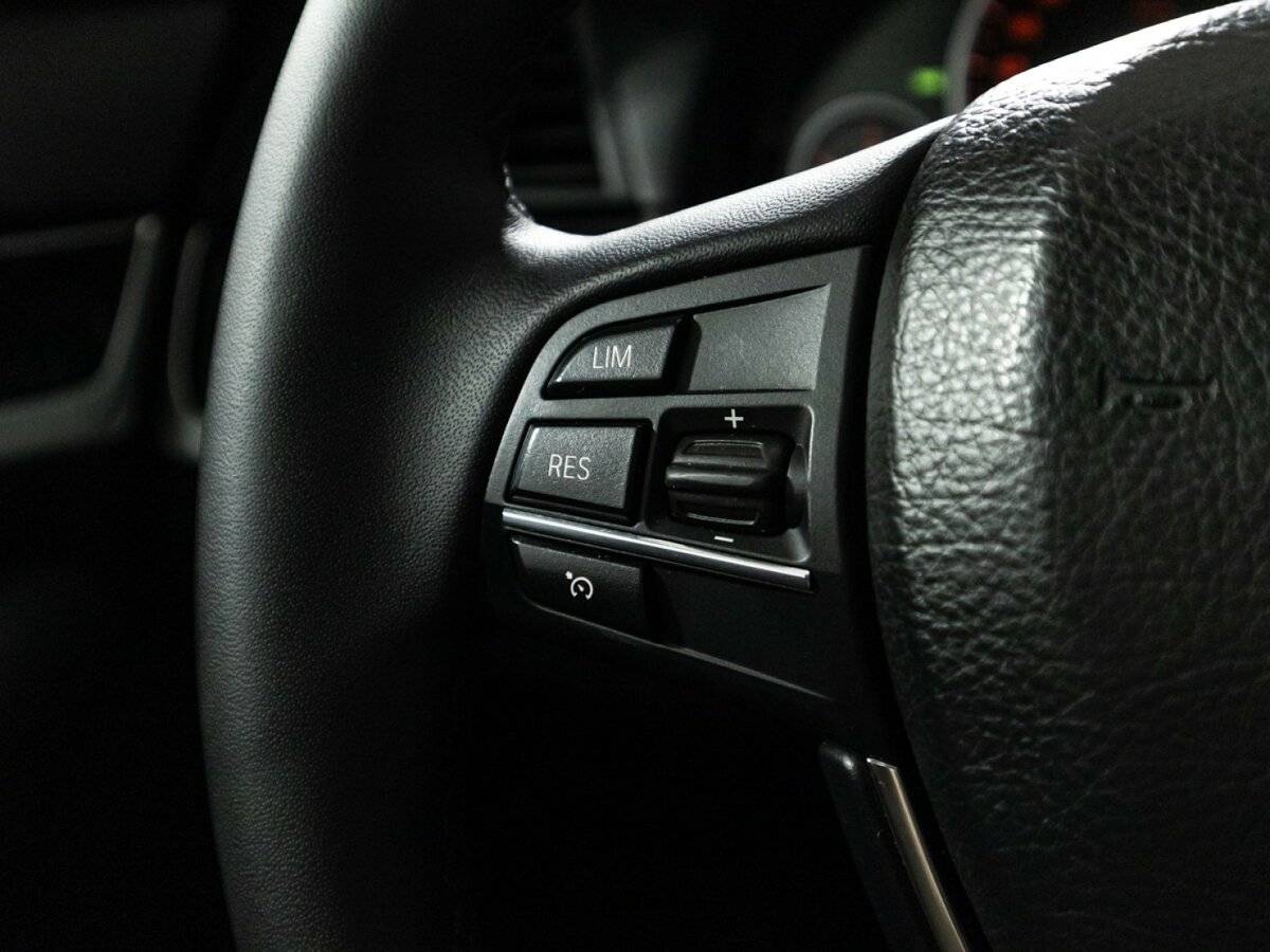 Б/У БМВ 5 серии 2014 года. Фото: #21