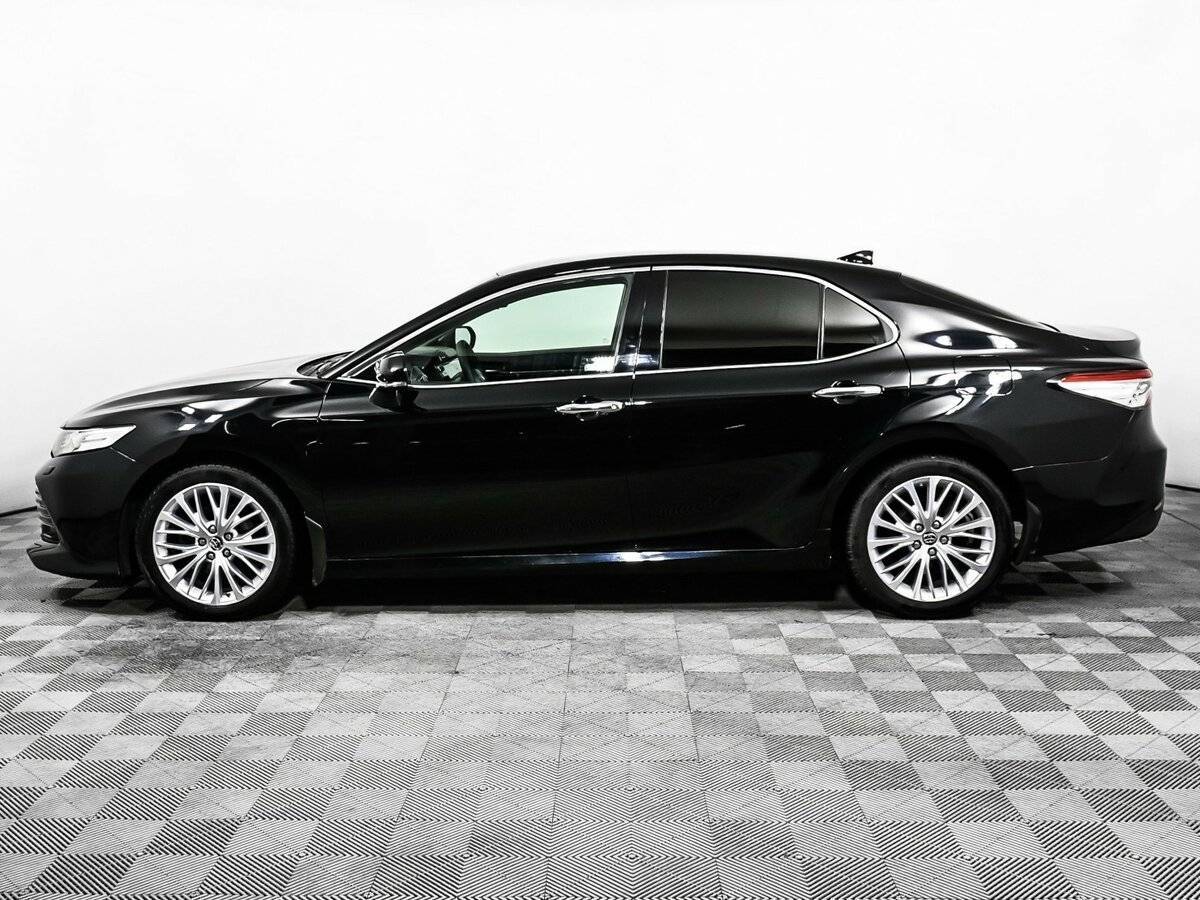 Б/У Тойота Камри 2019 года. Фото: #7