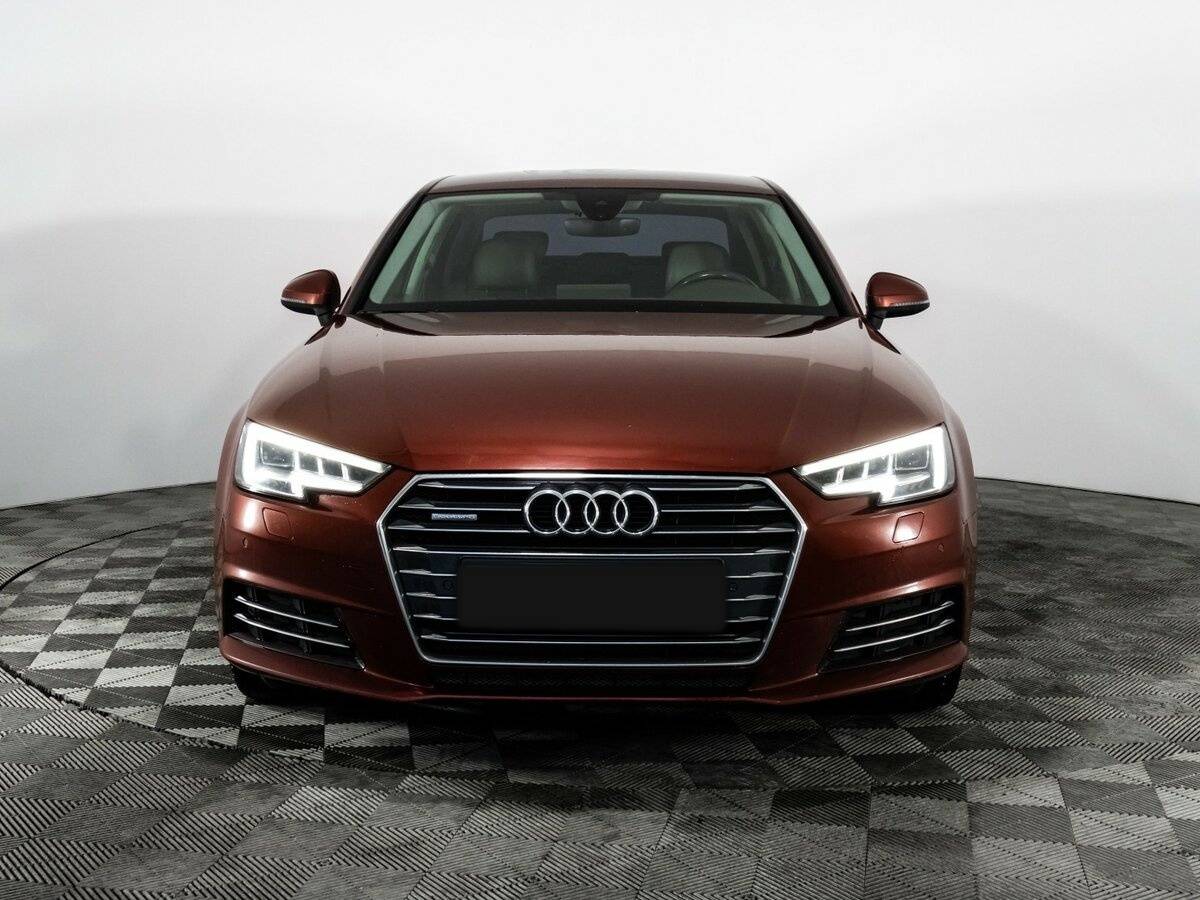 Б/У Ауди А4 2017 года. Фото: #2