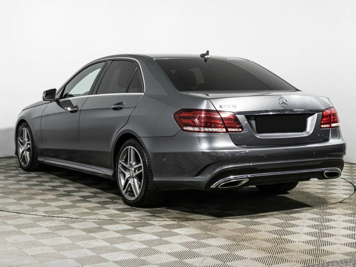 Б/У Мерседес-Бенц Е-Класс 2015 года. Фото: #6