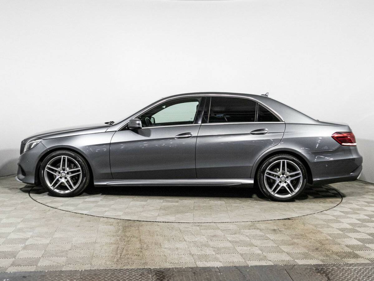 Б/У Мерседес-Бенц Е-Класс 2015 года. Фото: #8