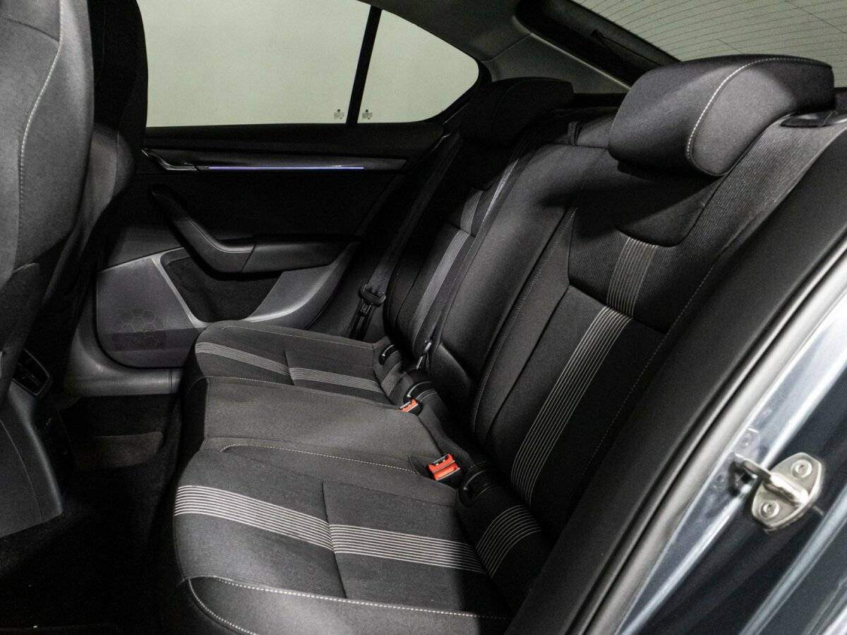 Б/У Шкода Октавия 2018 года. Фото: #9