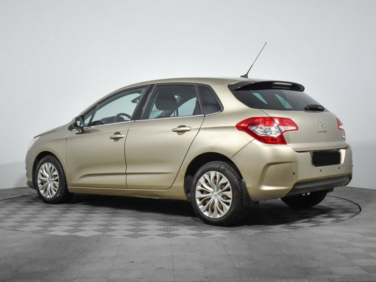 Б/У Ситроен Ц4 2012 года. Фото: #6