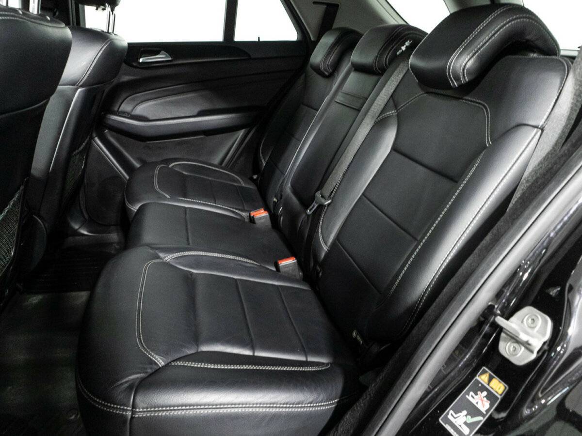 Б/У Мерседес-Бенц М-Класс 2014 года. Фото: #9