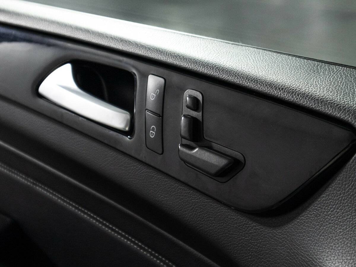 Б/У Мерседес-Бенц М-Класс 2014 года. Фото: #16