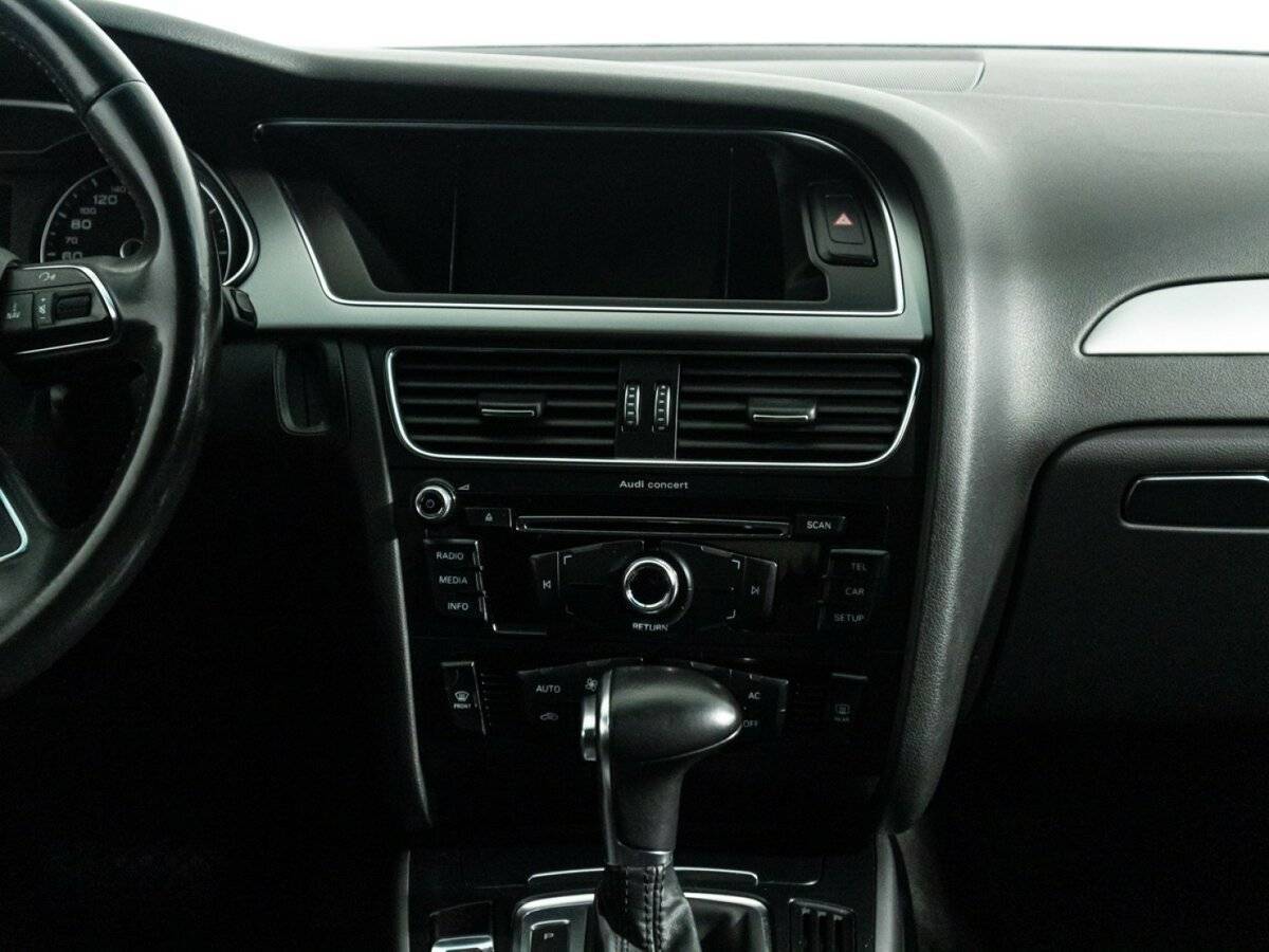 Б/У Ауди А4 2014 года. Фото: #13