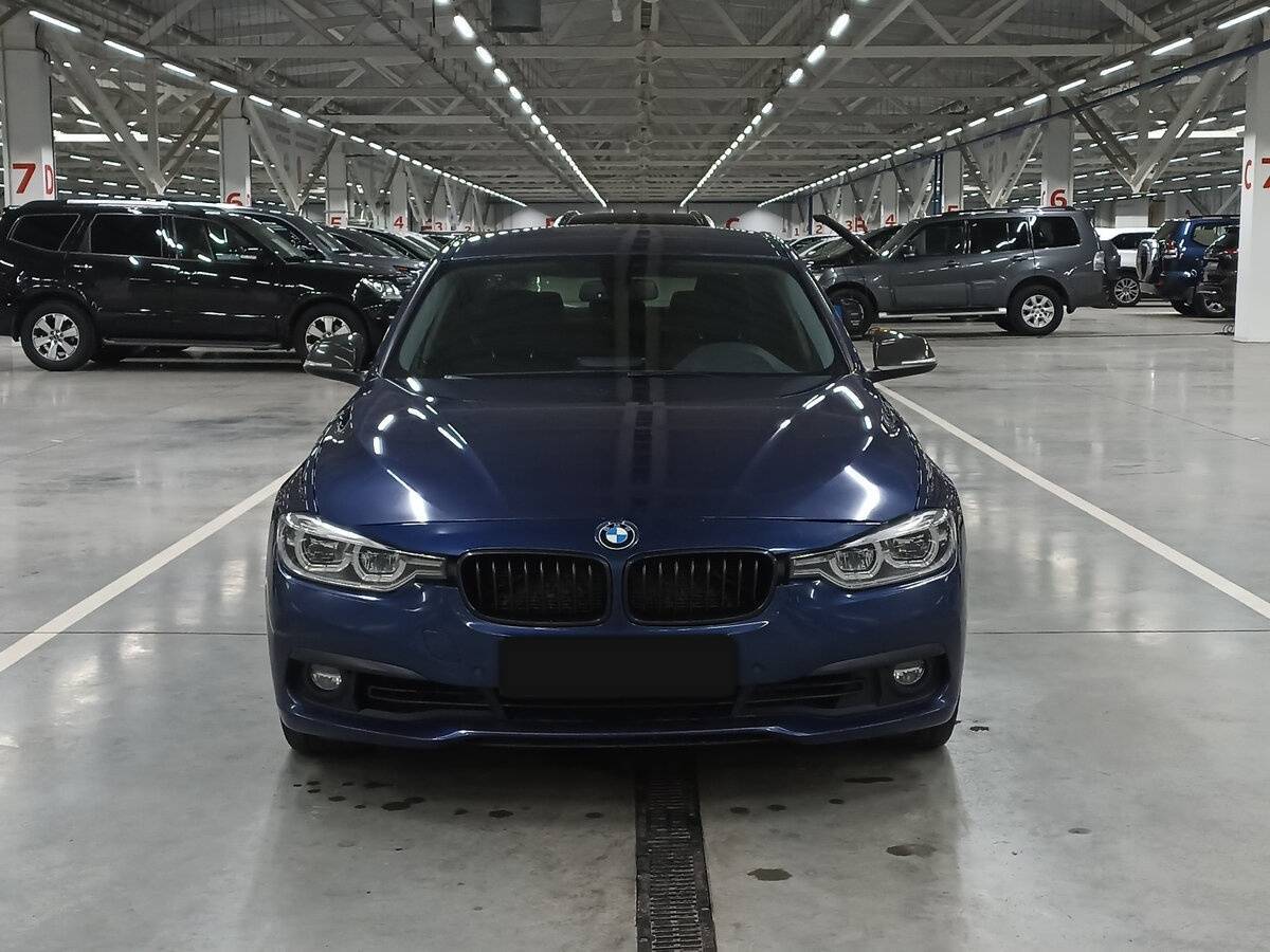 Б/У БМВ 3 серии 2016 года. Фото: #1