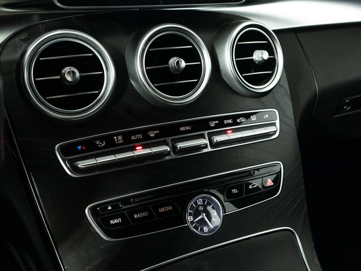 Б/У Мерседес-Бенц Ц-Класс 2015 года. Фото: #15