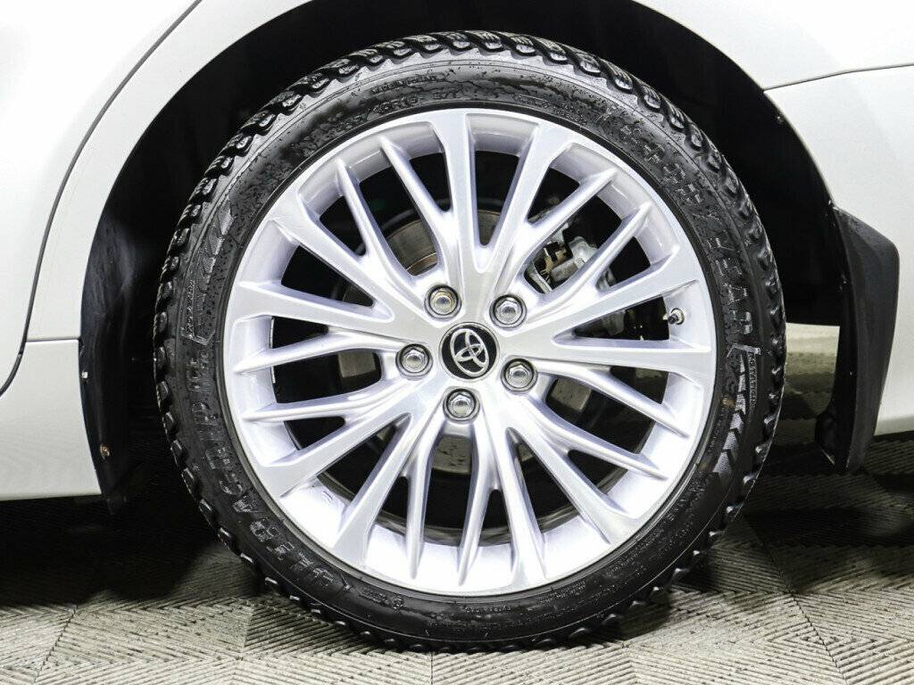 Б/У Тойота Камри 2018 года. Фото: #21