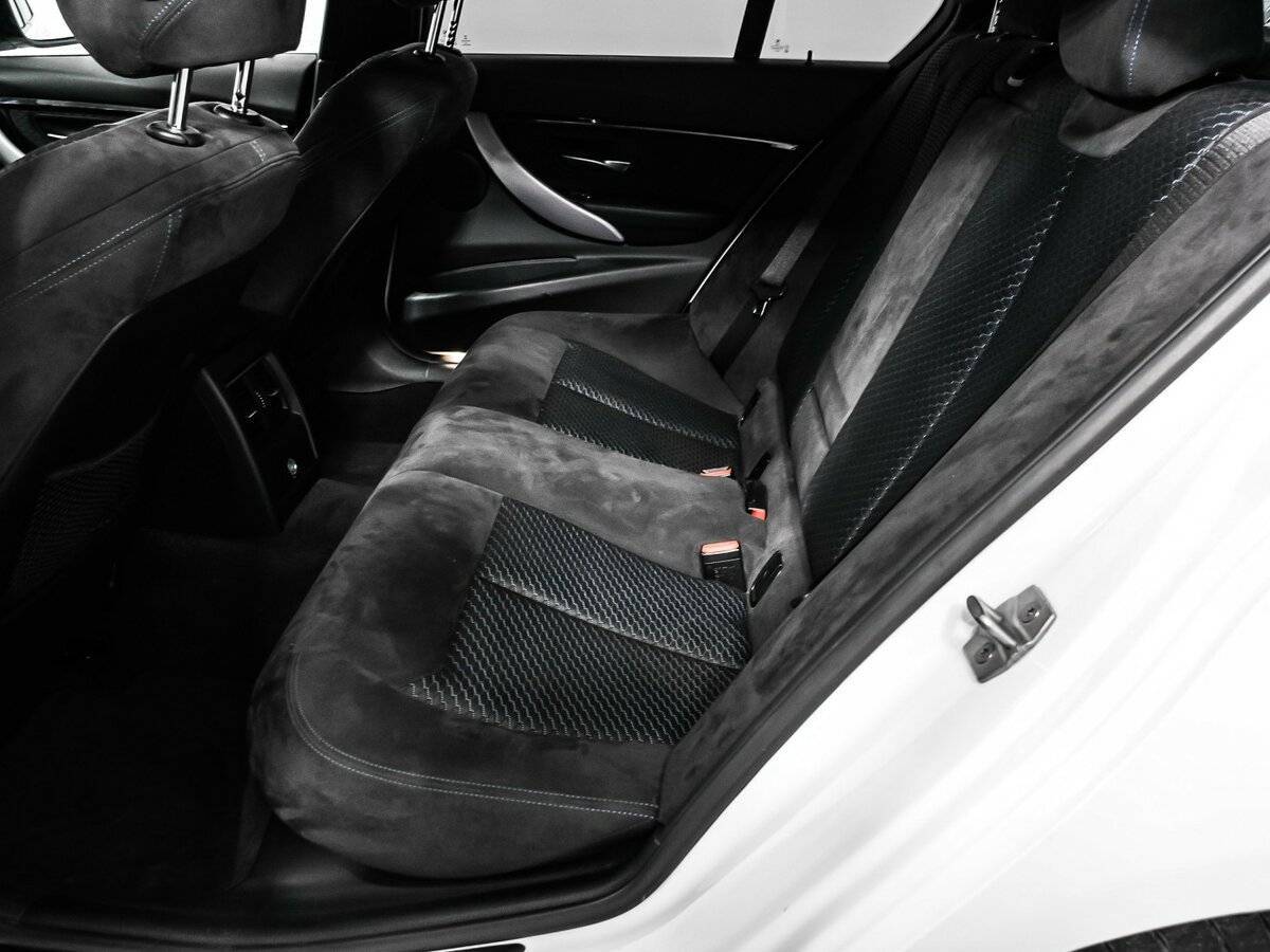 Б/У БМВ 3 серии 2016 года. Фото: #13