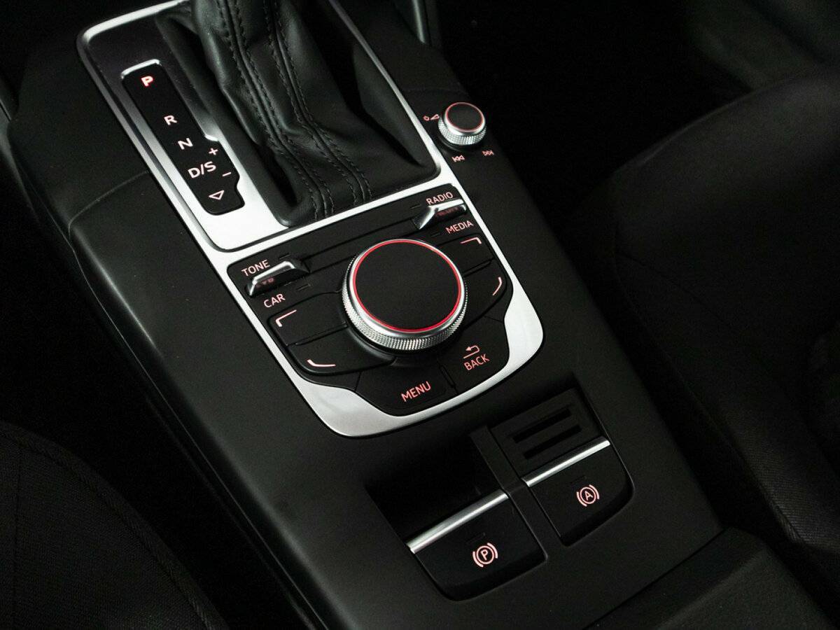 Б/У Ауди А3 2015 года. Фото: #16