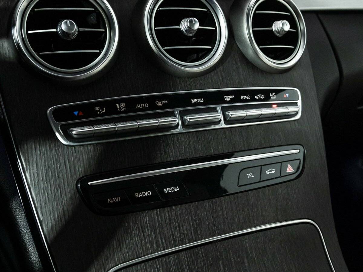 Б/У Мерседес-Бенц Ц-Класс 2018 года. Фото: #14