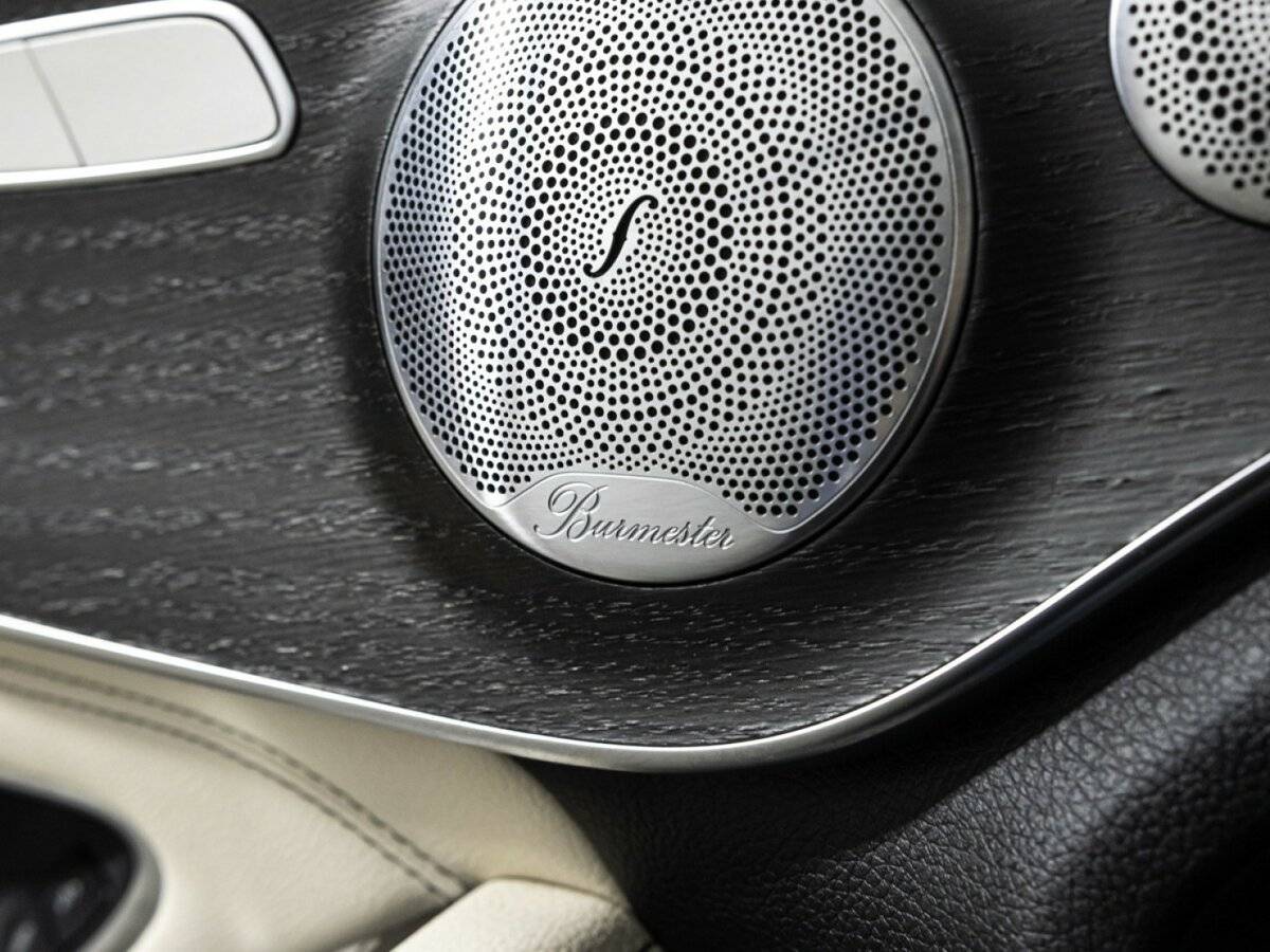 Б/У Мерседес-Бенц Ц-Класс 2018 года. Фото: #18