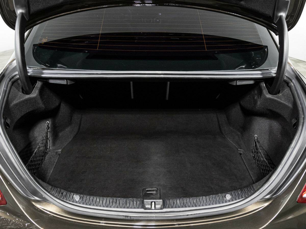 Б/У Мерседес-Бенц Ц-Класс 2015 года. Фото: #14