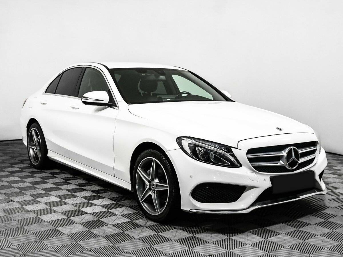 Б/У Мерседес-Бенц Ц-Класс 2017 года. Фото: #2