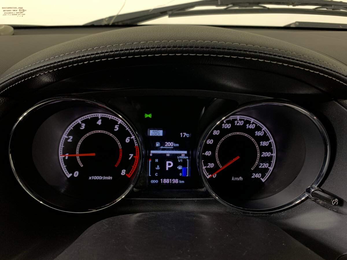 Б/У Ситроен Ц-Кроссер 2012 года. Фото: #13