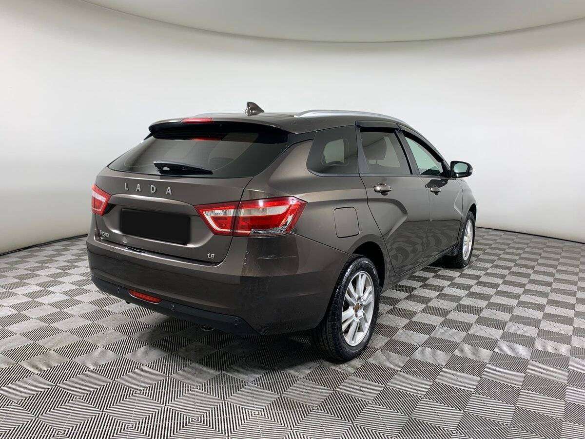 Б/У Лада (ВАЗ) Веста 2018 года. Фото: #4
