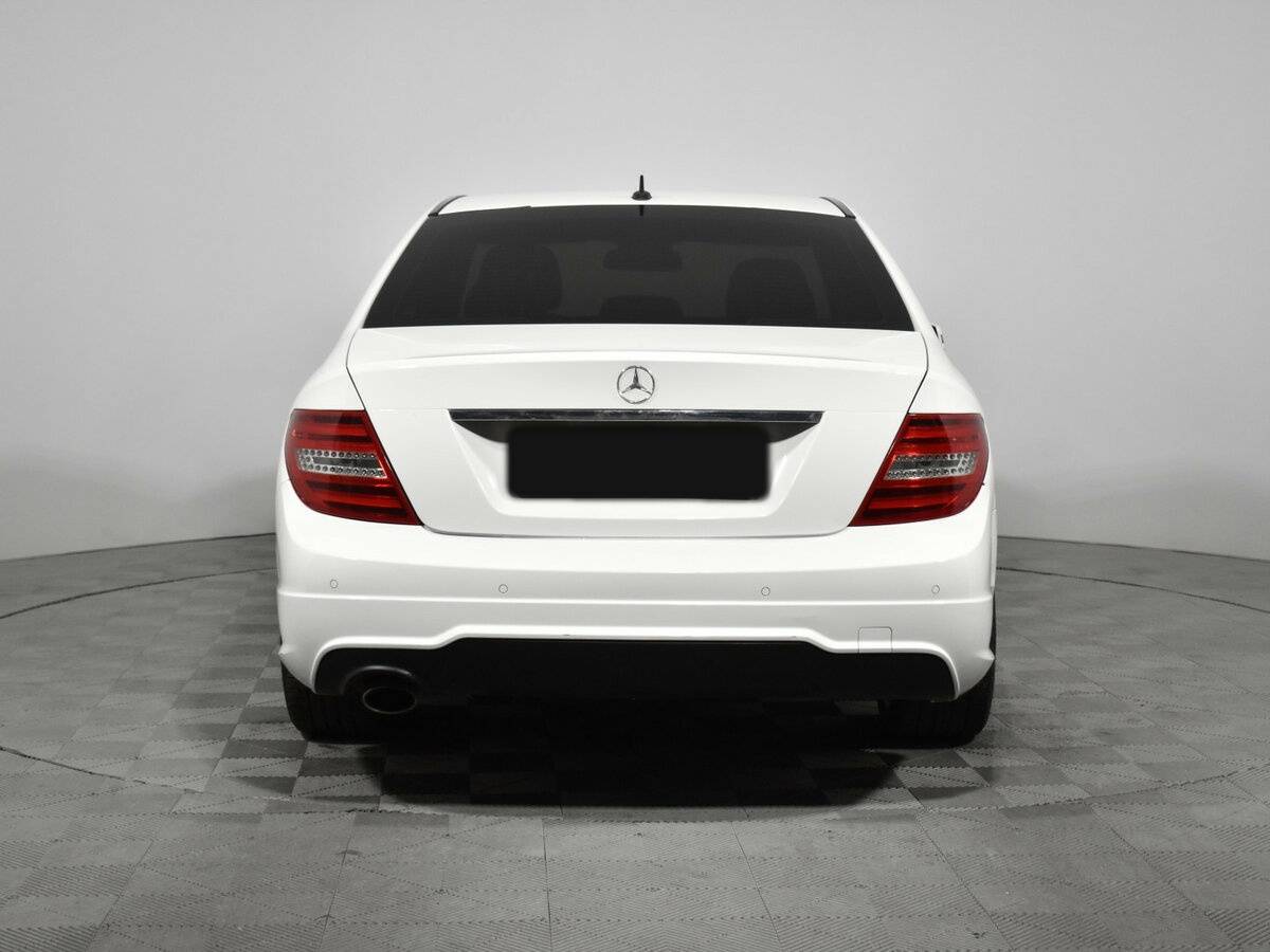 Б/У Мерседес-Бенц Ц-Класс 2013 года. Фото: #5